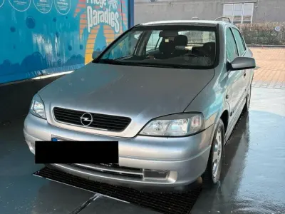 Gebraucht Opel Astra 102 PS (75 kW) 1998 Silber Limousine