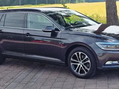 Gebraucht VW Passat 150 PS (110 kW) 2018 Mangangrau metallic Kombi