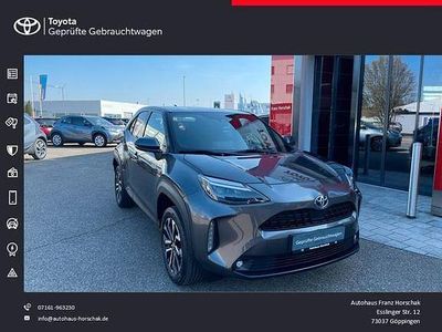 Usata Toyota Yaris Hybrid Connect Style 116 CV (85 kW) 2021 Grigio