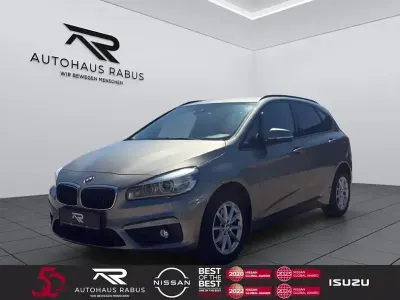 Usata BMW 218 Active Tourer Advantage 150 CV (110 kW) 2017 Argento Monovolume