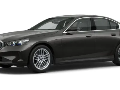 Gebraucht BMW 550e Comfort Edition 489 PS (359 kW) 2025 Grau Limousine