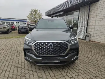 Gebraucht SsangYong Rexton Sapphire 203 PS (149 kW) 2022 Grün SUV