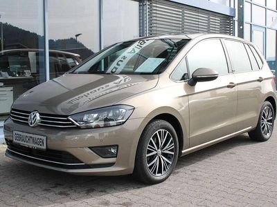 Gebraucht VW Golf Sportsvan Allstar 150 PS (110 kW) 2017 Pyramid gold metallic Van / Kleinbus