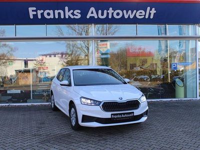 Gebraucht Skoda Fabia Active 65 PS (47 kW) 2022 Weiß Limousine