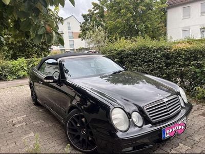 Gebraucht Mercedes CLK200 Avantgarde 184 PS (135 kW) 2001 Schwarz Cabrio