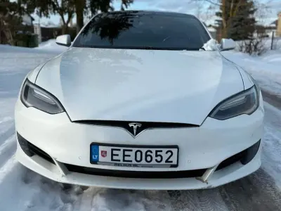 Gebraucht Tesla Model S 269 kW (367 PS) 2017 Weiß Kleinwagen