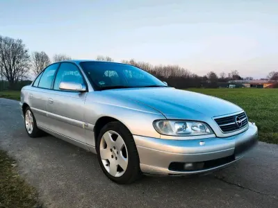 Occasion Opel Omega 146 PK (107 kW) 2001 Zilver Sedan