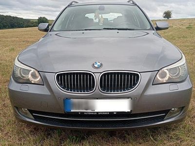 BMW 523