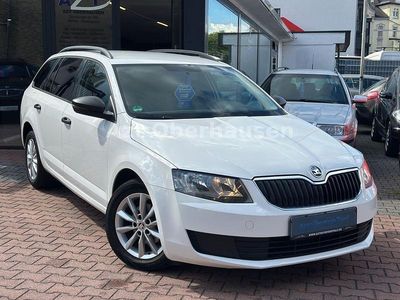 Weiß Gebraucht 2014 Skoda Octavia Active Kombi | 5.485 € (Fairer Preis)