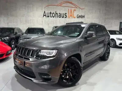Begagnad Jeep Grand Cherokee SRT 468 HK (344 kW) 2019 Grå SUV