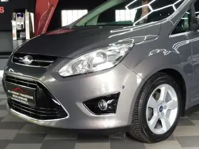 Gebraucht Ford C-MAX Titanium 125 PS (91 kW) 2015 Braun Van / Kleinbus
