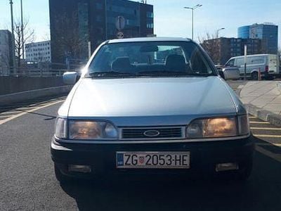 Gebraucht Ford Sierra Ghia 122 PS (89 kW) 1991 Silber Limousine