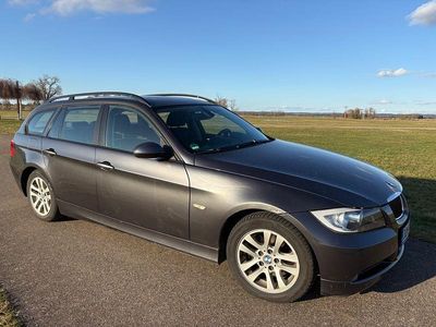 Gebraucht BMW 320 Comfort Edition 177 PS (130 kW) 2008 Grau Kombi