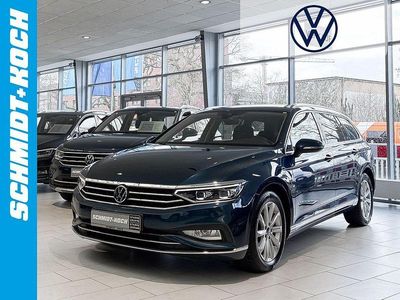 Usata VW Passat Elegance 150 CV (110 kW) 2021 Blu Station wagon