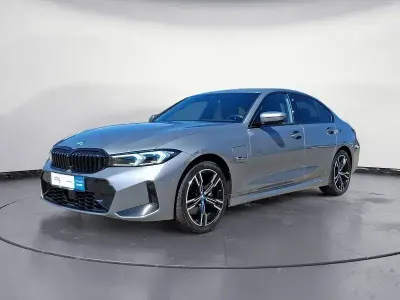 Gebraucht BMW 320e M Sport 204 PS (150 kW) 2022 Grau Limousine