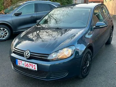 Usata VW Golf VI Trendline 102 CV (75 kW) 2009 Blu Utilitaria