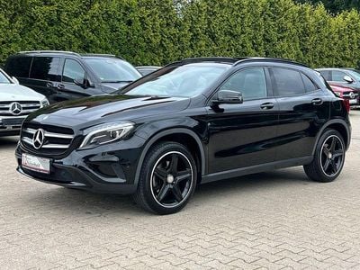 Schwarz Gebraucht 2016 Mercedes GLA250 Urban SUV | 18.990 € (Fairer Preis)