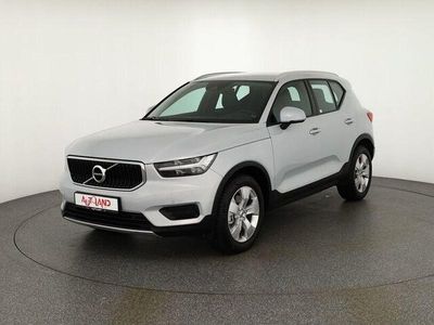 Usata Volvo XC40 Momentum 190 CV (139 kW) 2019 Argento SUV