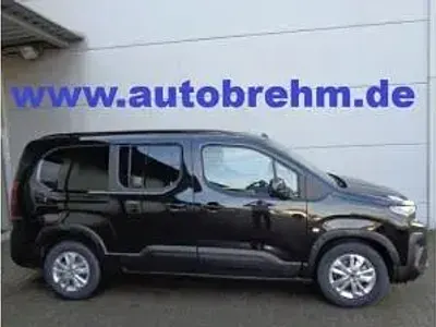 Gebraucht Peugeot Rifter Allure 131 PS (96 kW) 2026 Perla nera schwarz Van / Kleinbus