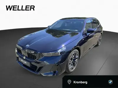 Gebraucht BMW 540 Performance 303 PS (222 kW) 2025 Schwarz Kombi