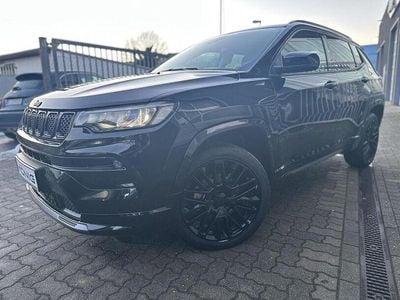 Gebraucht Jeep Compass Altitude 131 PS (96 kW) 2023 Solid black SUV