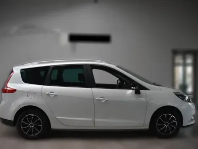 Gebraucht Renault Scénic III LIMITED 132 PS (97 kW) 2015 Weiß metallic