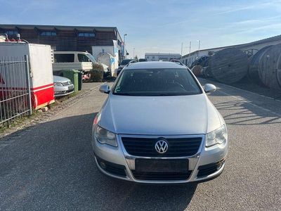 Gebraucht VW Passat Trendline 105 PS (77 kW) 2010 Silber Kombi