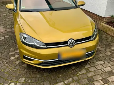 Usata VW Golf VII Highline 150 CV (110 kW) 2018 Oro Station wagon