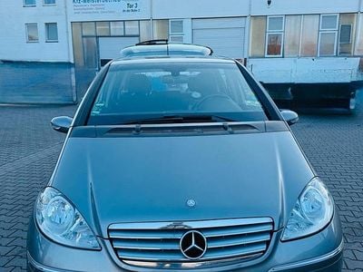 Gebraucht Mercedes A180 109 PS (80 kW) 2008 Silber Limousine