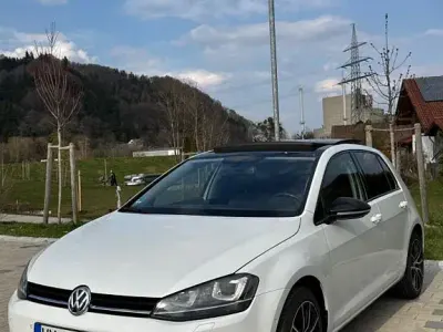 Gebraucht VW Golf VII Highline 140 PS (102 kW) 2013 Weiß Limousine