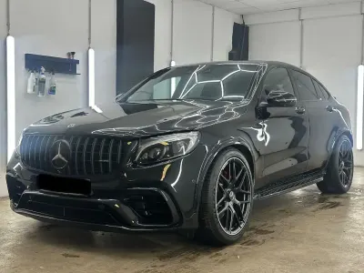 Gebraucht Mercedes GLC63 AMG AMG 510 PS (375 kW) 2019 Schwarz Limousine