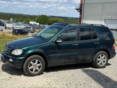 Mercedes ML400