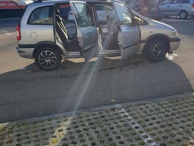 Second-hand Opel Zafira 100 CP (73 kW) 2003 Gri Monovolum