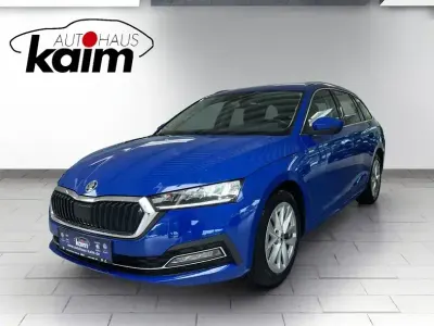 Gebraucht Skoda Octavia First Edition 150 PS (110 kW) 2021 Blau Kombi