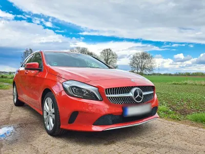 Usata Mercedes A180 Urban 122 CV (89 kW) 2016 Rosso Berlina