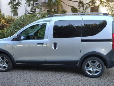 Gebraucht Dacia Dokker Stepway 95 PS (69 kW) 2021 Grau Van / Kleinbus