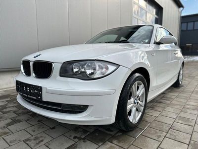 Weiß Gebraucht 2009 BMW 118 Kleinwagen | 4.990 € (Fairer Preis)