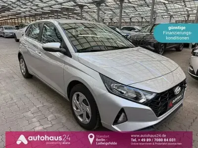 Second-hand Hyundai i20 Select 101 CP (74 kW) 2022 Argintiu Hatchback
