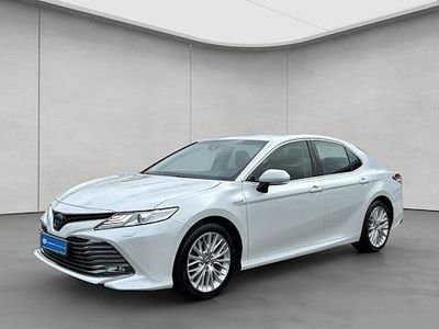 Usata Toyota Camry Executive 218 CV (160 kW) 2019 Bianco Berlina