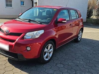 Gebraucht Toyota Urban Cruiser 101 PS (74 kW) 2009 Rot Kleinwagen