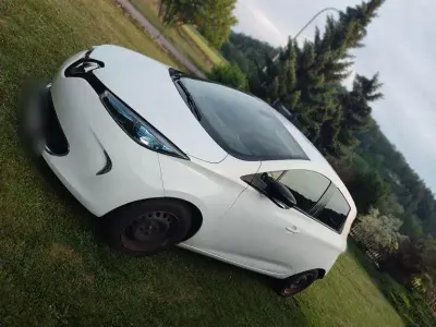Gebraucht Renault Zoe 42 kW (58 PS) 2016 Weiß Kleinwagen