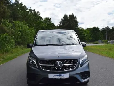 Gebraucht Mercedes V300 AMG line 239 PS (175 kW) 2020 Grau Van / Kleinbus