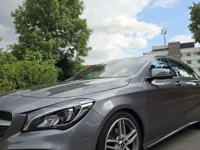 Gebraucht Mercedes CLA200 Shooting Brake AMG line 156 PS (114 kW) 2017 Grau Kombi
