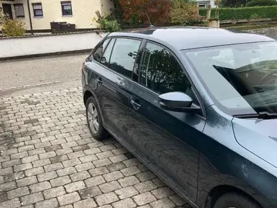 Gebraucht Skoda Rapid Ambition 110 PS (80 kW) 2017 Grau Kleinwagen