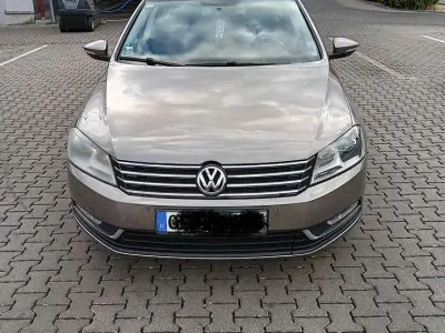 Gebraucht VW Passat Trendline 105 PS (77 kW) 2011 Limousine