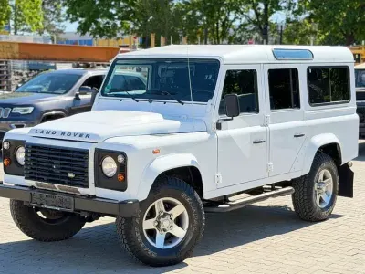 Usata Land Rover Defender 122 CV (89 kW) 2012 Bianco Station wagon