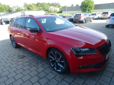 Gebraucht Skoda Superb SportLine 190 PS (139 kW) 2017 Rot Limousine