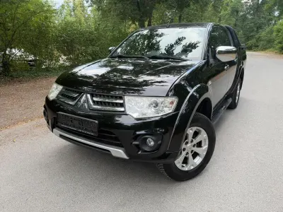 Gebraucht Mitsubishi L200 Intense 178 PS (130 kW) 2014 Schwarz Pickup