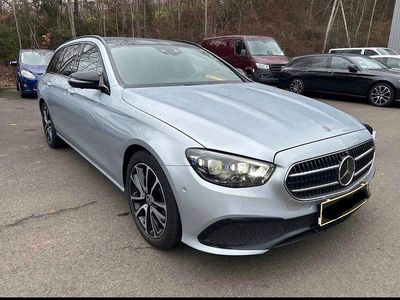 Gebraucht Mercedes E220 194 PS (142 kW) 2021 Silber Limousine