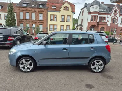 Gebraucht Skoda Fabia Classic 86 PS (63 kW) 2007 Satin grau mettalic Kleinwagen